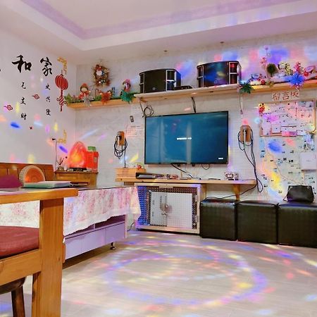 Splendid Flora B&B Хенгчун Экстерьер фото